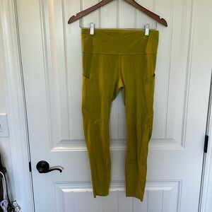 Lululemon Women’s Leggings - Size 8